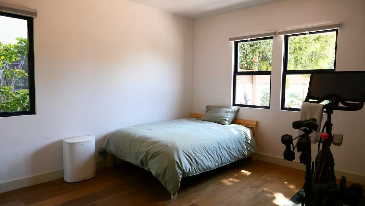 Photo of Bedroom in NoHo Arts District