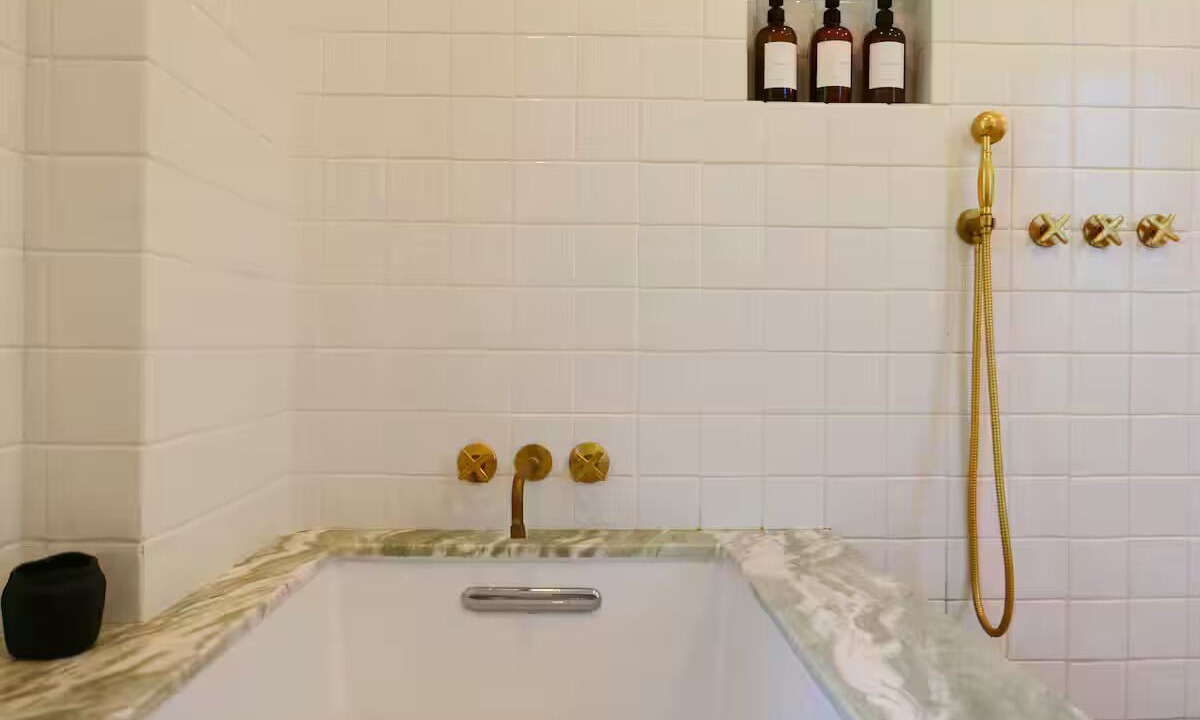 Photo of Bathroom in NoHo Arts District