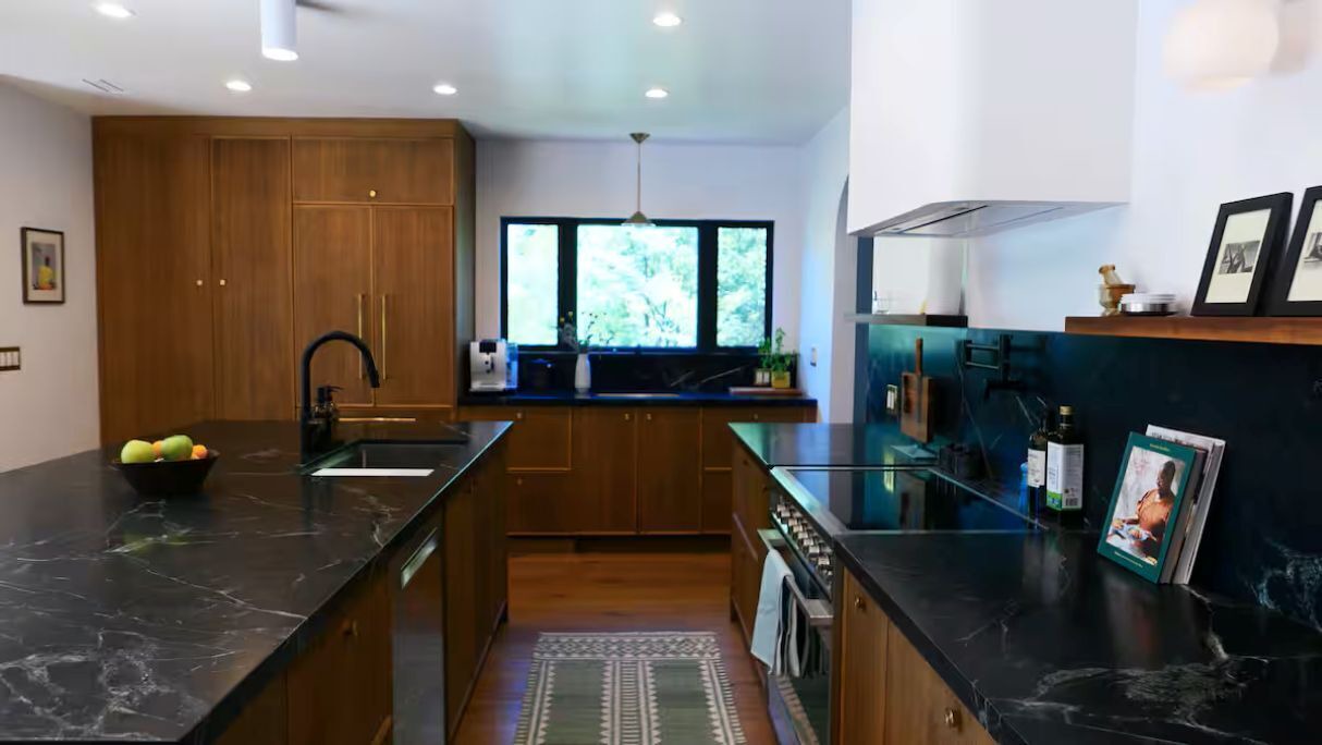 Photo of Kitchen in NoHo Arts District