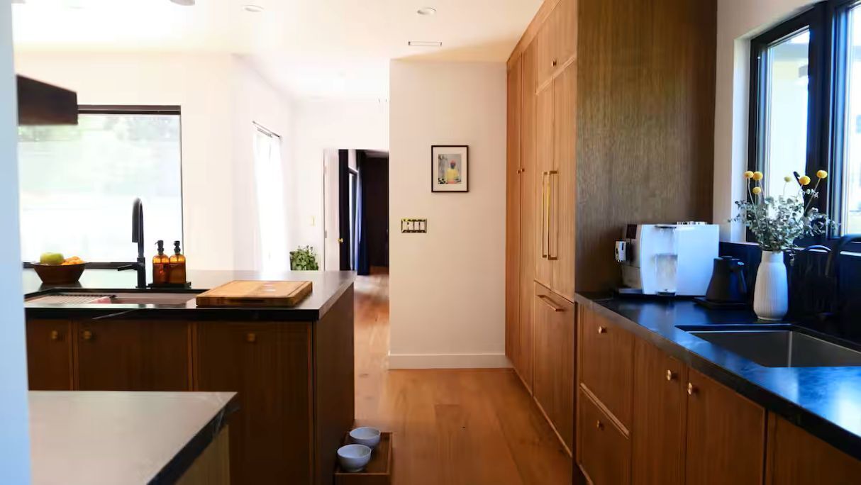 Photo of Kitchen in NoHo Arts District