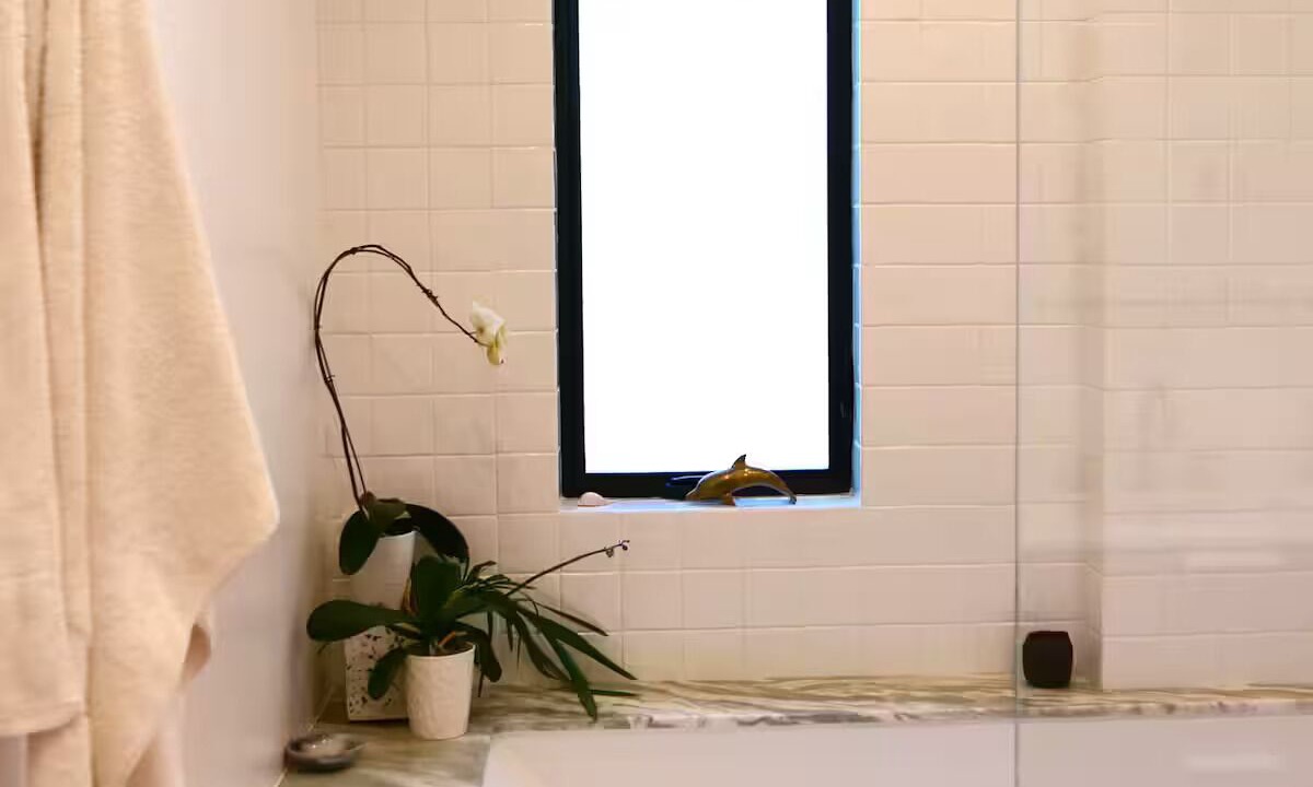 Photo of Bathroom in NoHo Arts District