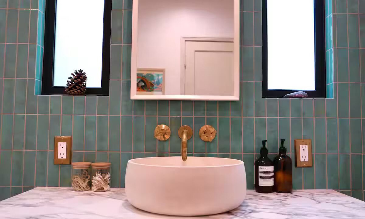 Photo of Bathroom in NoHo Arts District