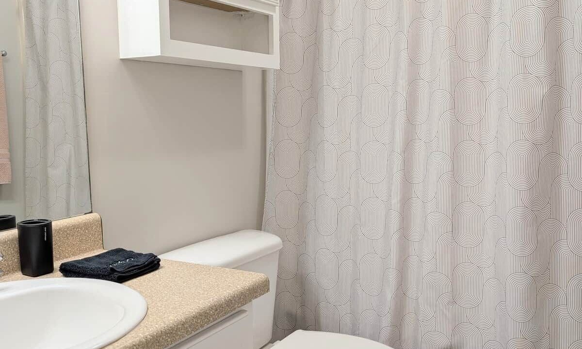 Photo of Bathroom in Enterprise