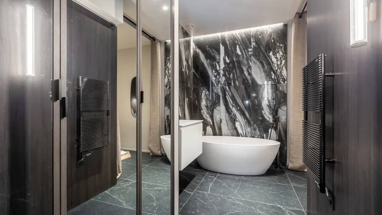 Photo of Bathroom in Les Iles
