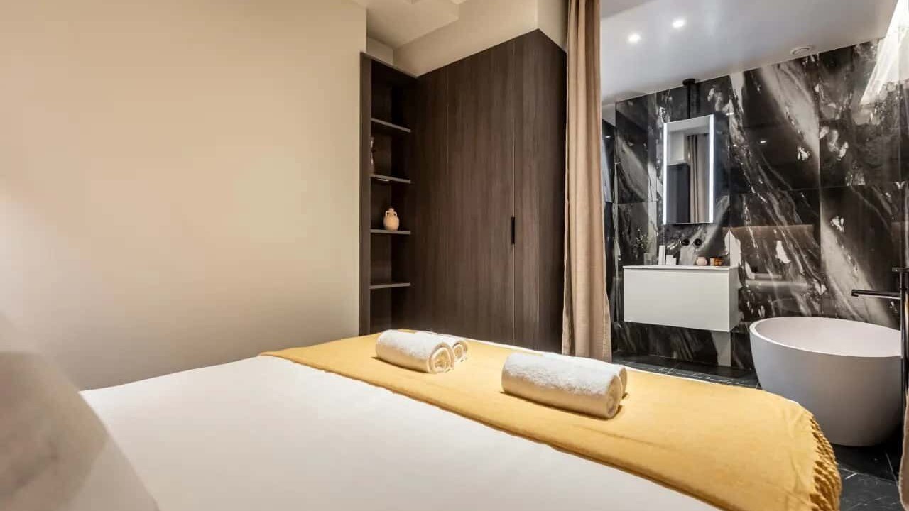 Photo of Bathroom in Les Iles