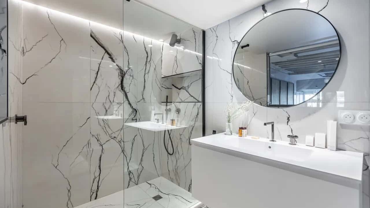 Photo of Bathroom in Les Iles