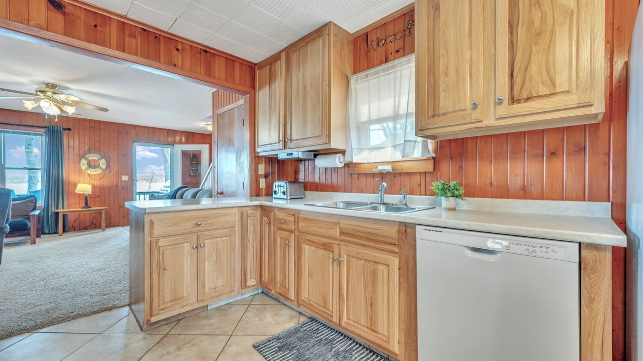 Photo of Kitchen in Spirit Lake