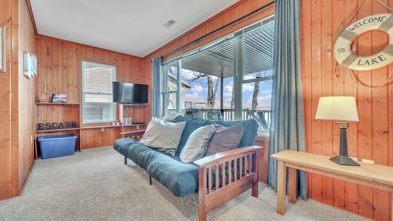 Photo of Livingroom in Spirit Lake