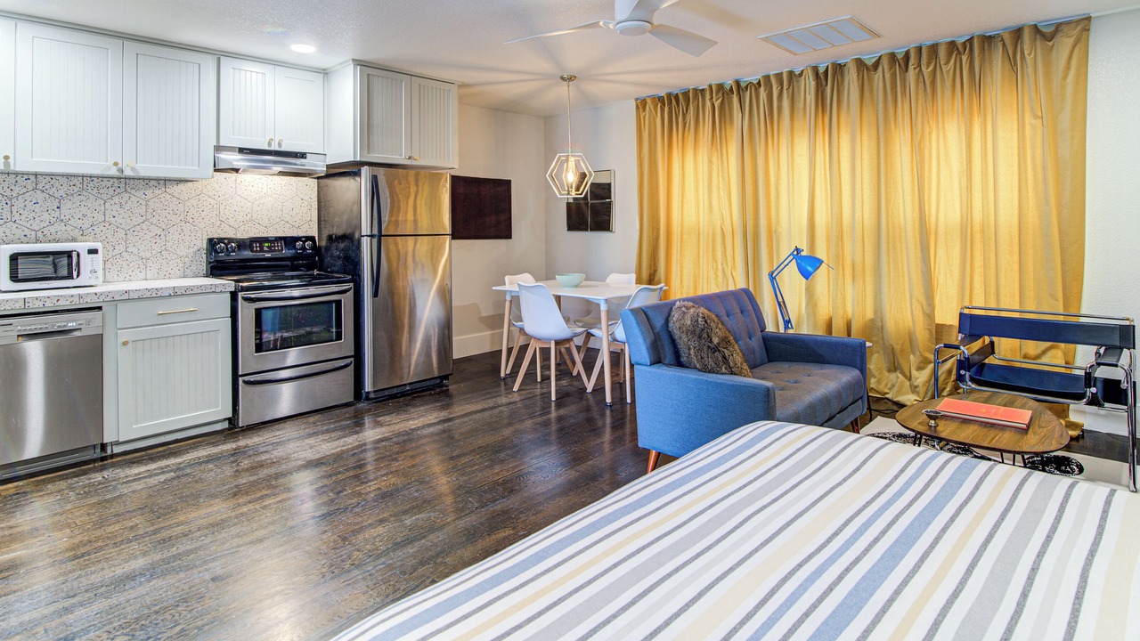 Photo of Bedroom in North Loop