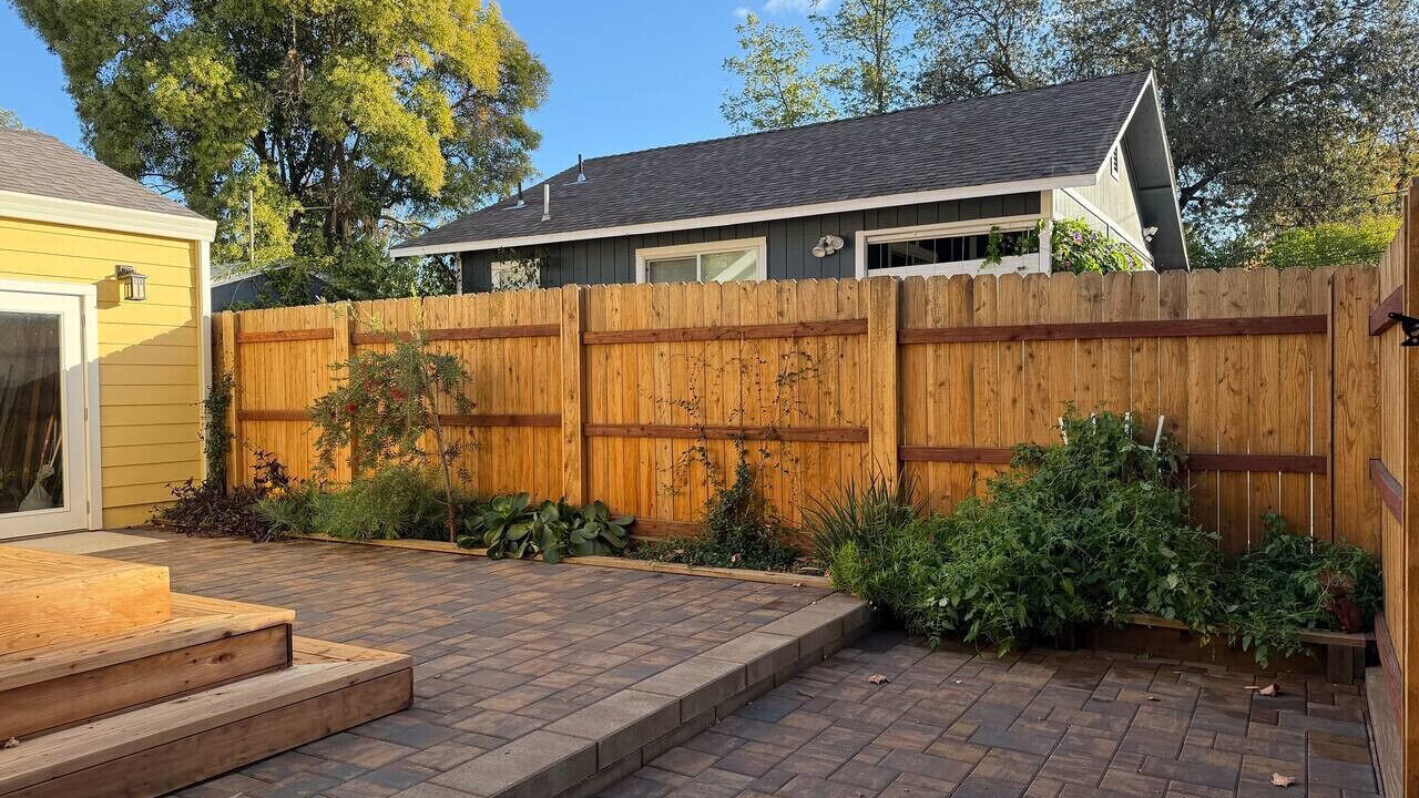 Photo of Patio Balcony in North Oak Park