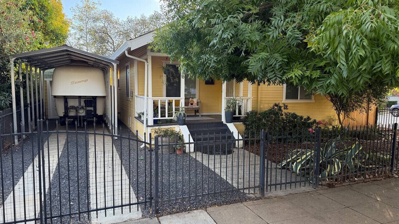 Photo of Patio Balcony in North Oak Park