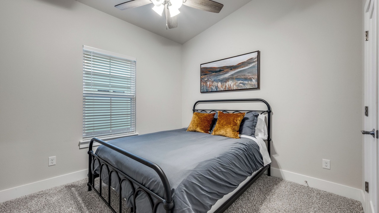 Photo of Bedroom in Lake Dallas