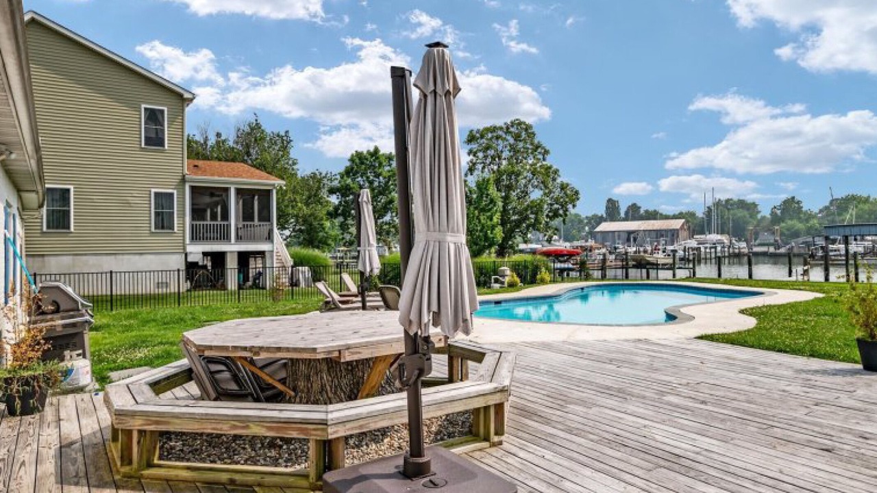 Photo of Outdoor in Tilghman
