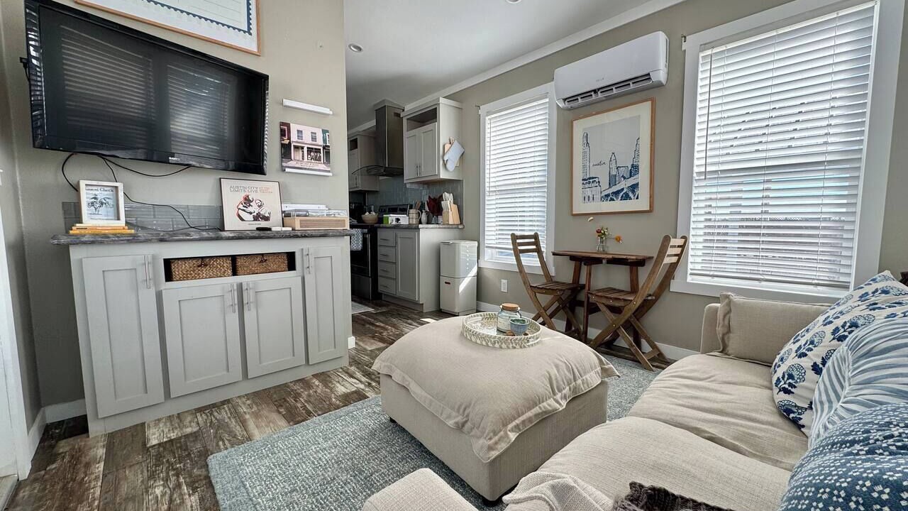 Photo of Livingroom in Austin
