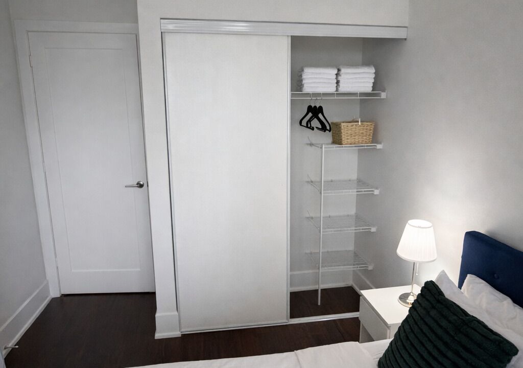 Photo of Bedroom in High Park-Swansea