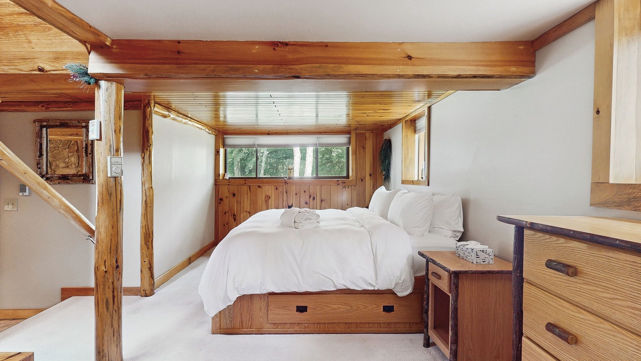 Photo of Bedroom in Bolton Landing