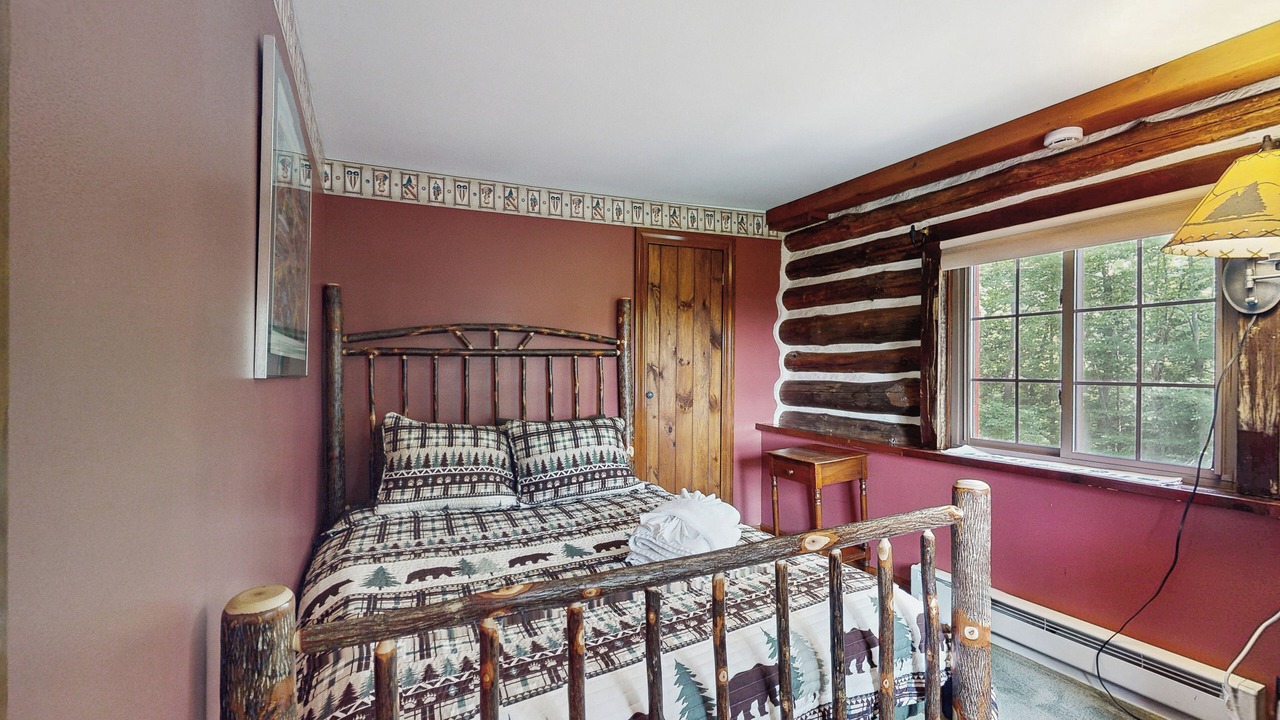 Photo of Bedroom in Bolton Landing