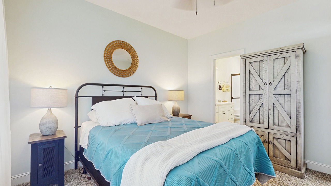 Photo of Bedroom in La Follette