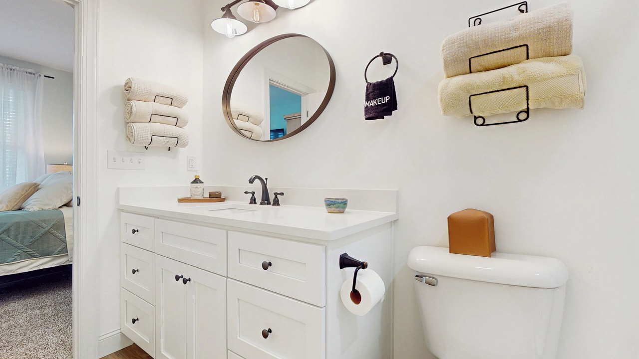 Photo of Bathroom in La Follette
