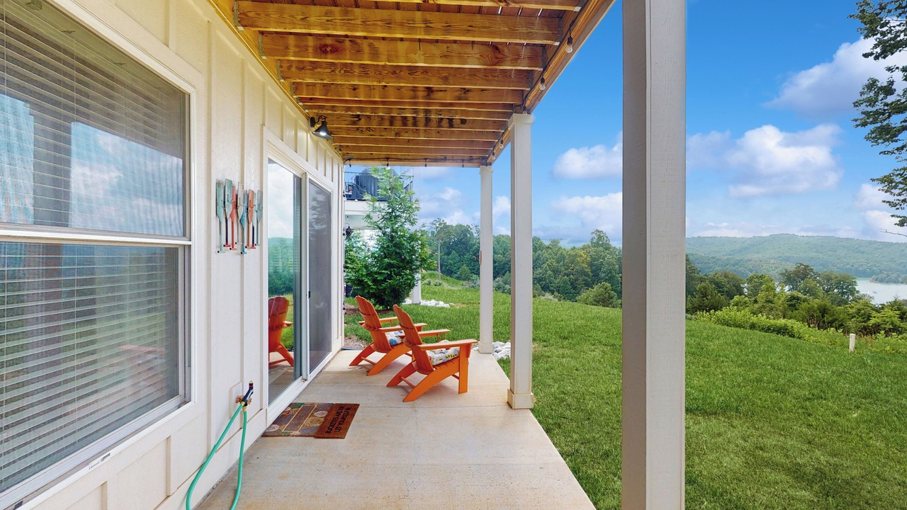 Photo of Patio Balcony in La Follette