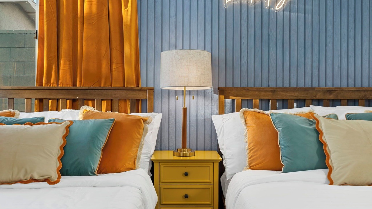 Photo of Bedroom in Midway City