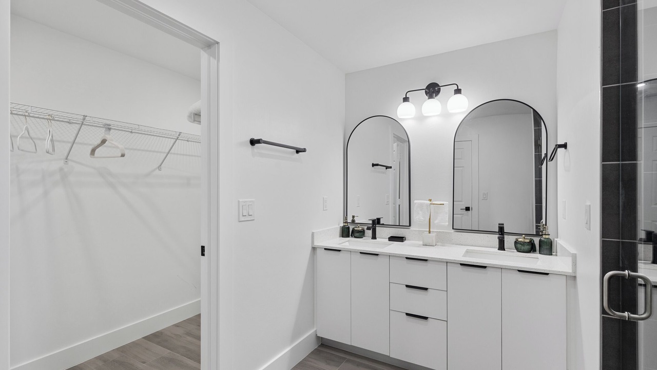 Photo of Bathroom in Jacarandas