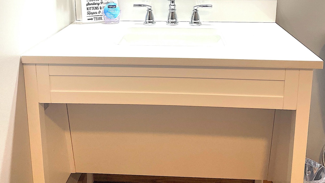 Photo of Bathroom in Attica