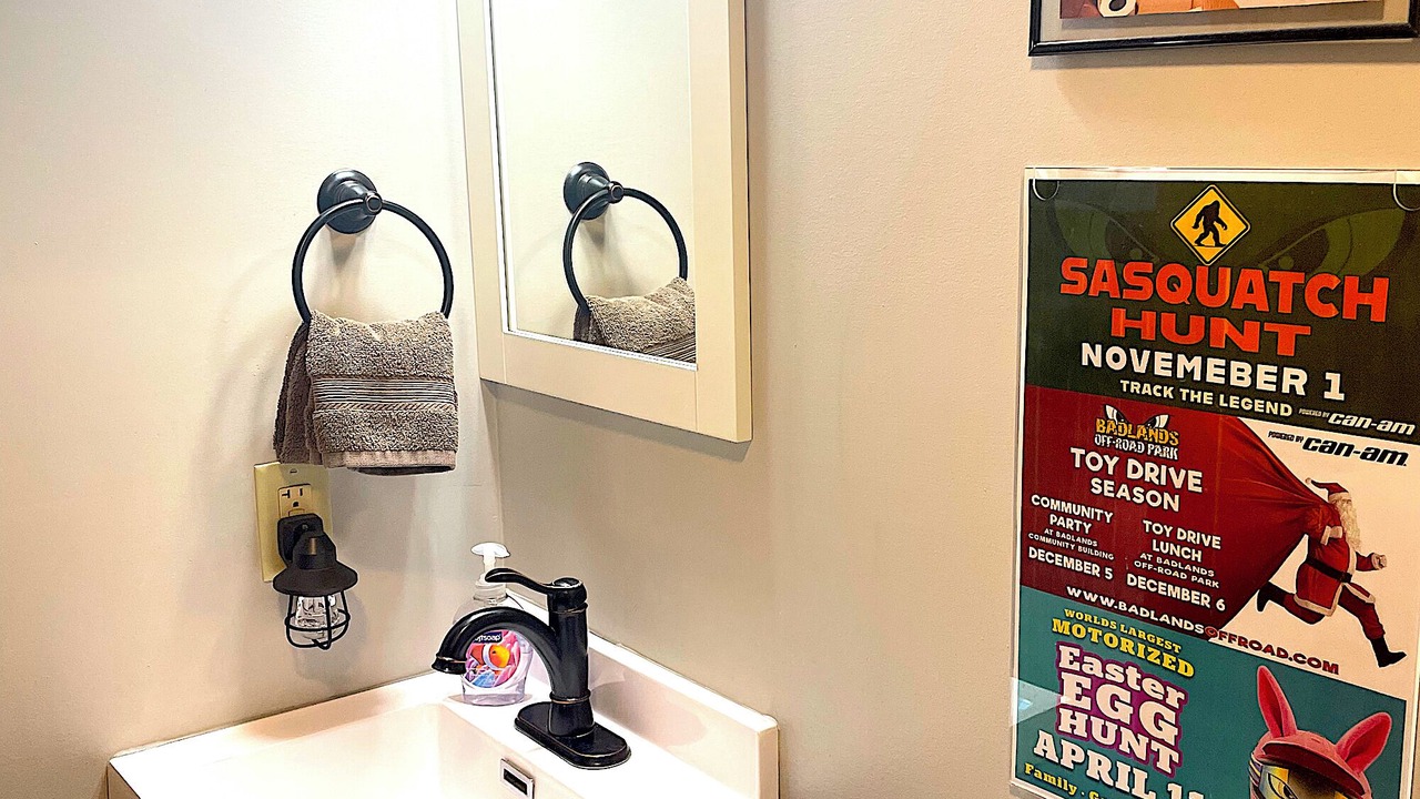 Photo of Bathroom in Attica