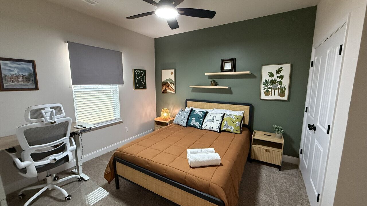 Photo of Bedroom in Anderson