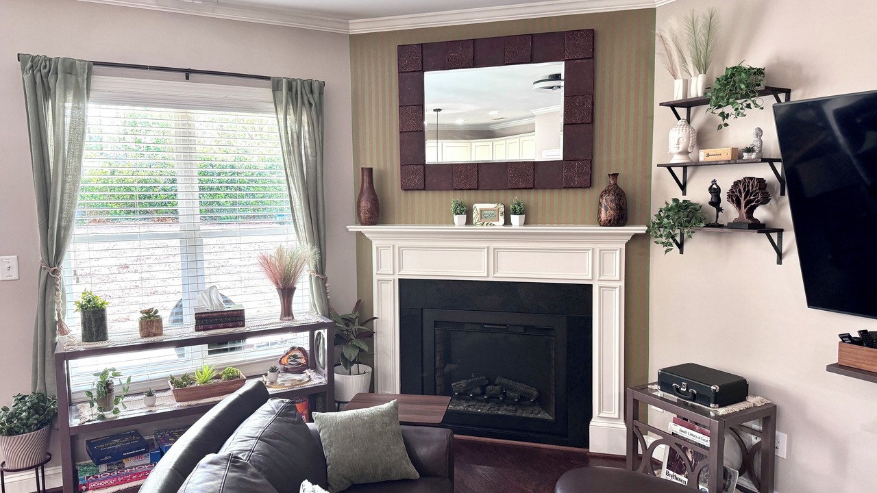 Photo of Livingroom in Southwest Raleigh