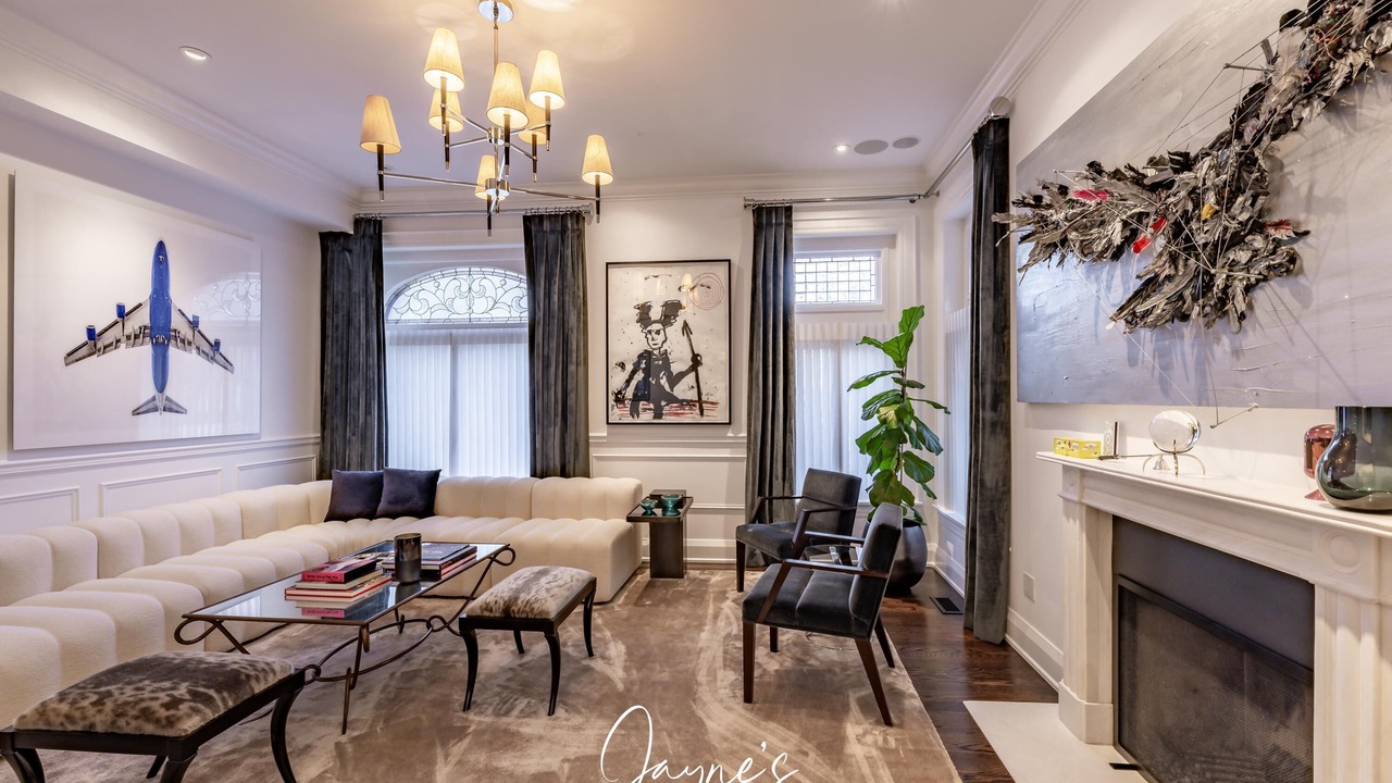 Photo of Livingroom in Midtown Toronto