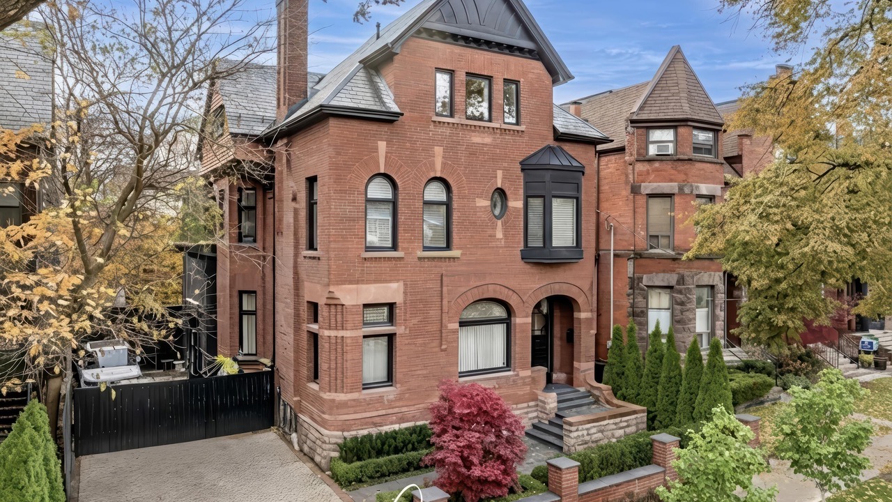 Photo of Outdoor in Midtown Toronto