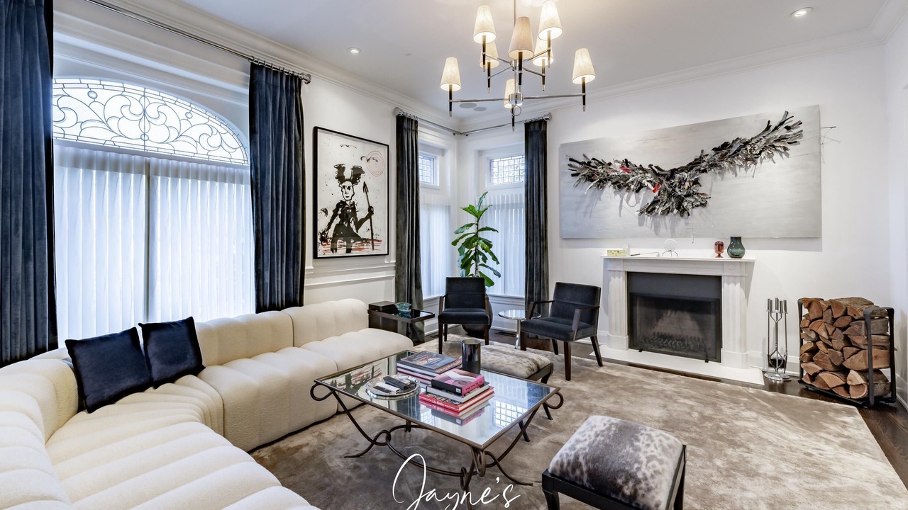 Photo of Livingroom in Midtown Toronto