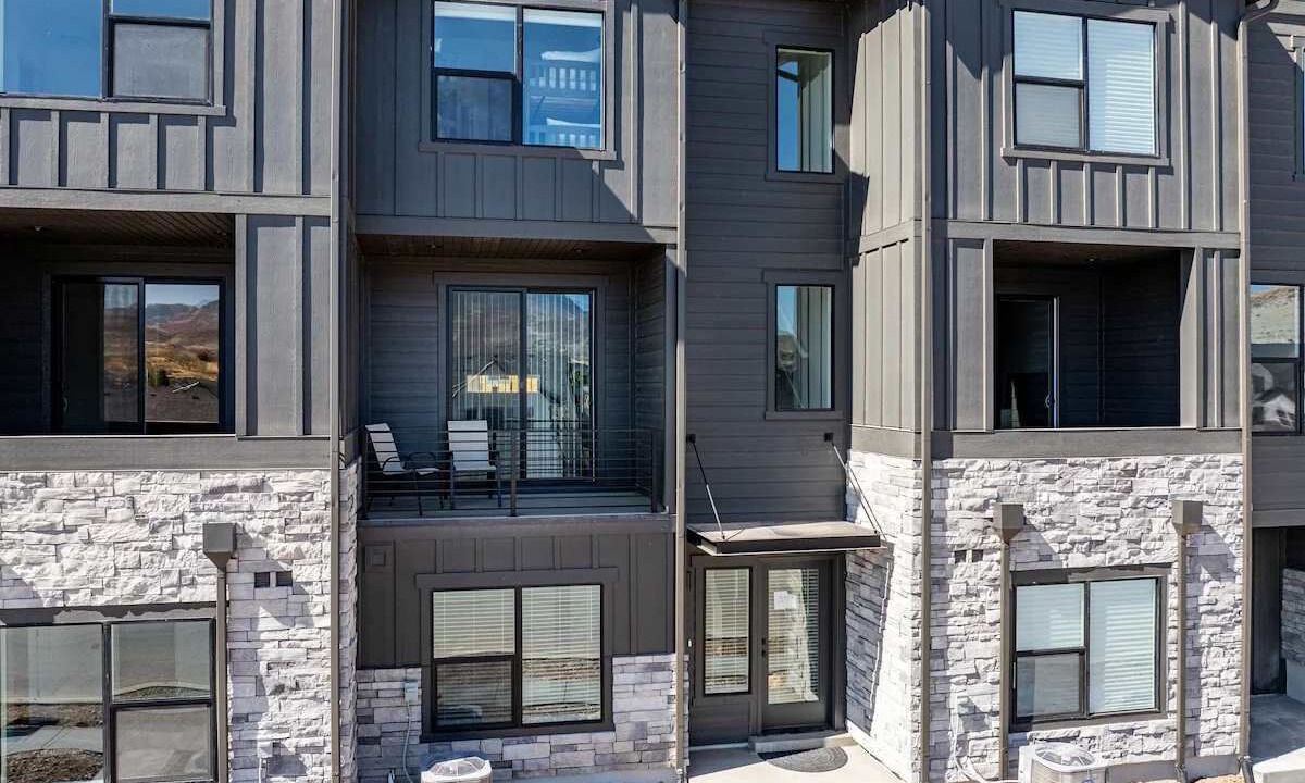 Photo of Outdoor in Mountain Green