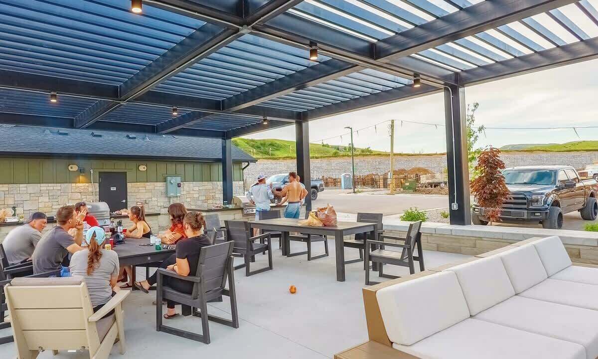 Photo of Outdoor in Mountain Green