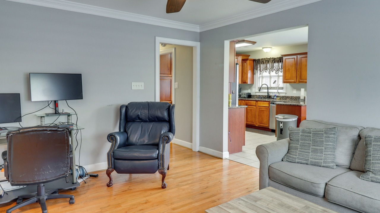 Photo of Livingroom in Portsmouth