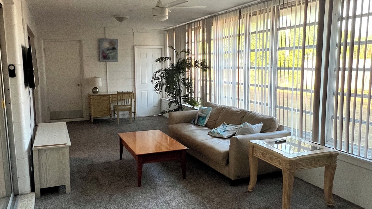 Photo of Livingroom in Venice Gardens