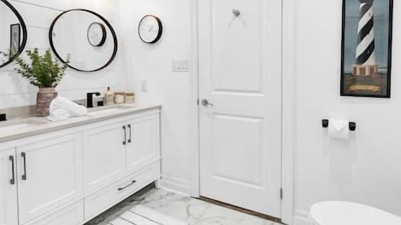 Photo of Bathroom in Barrie