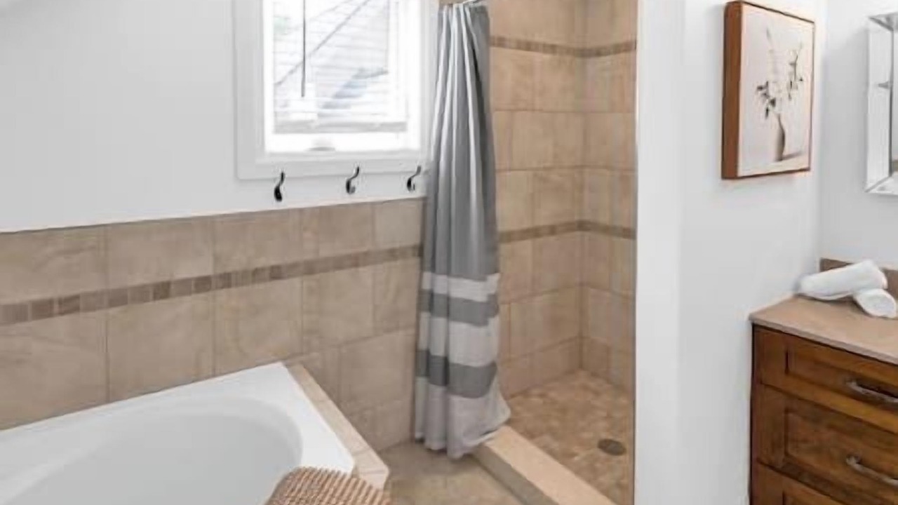 Photo of Bathroom in Barrie