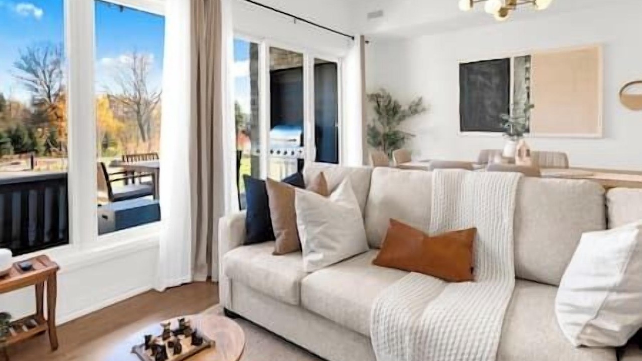 Photo of Livingroom in Huntsville