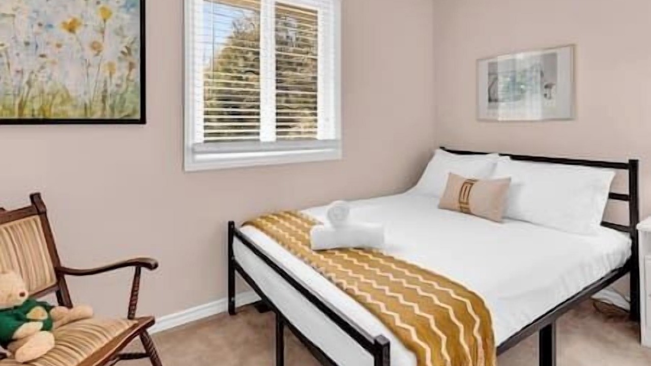 Photo of Bedroom in Meaford
