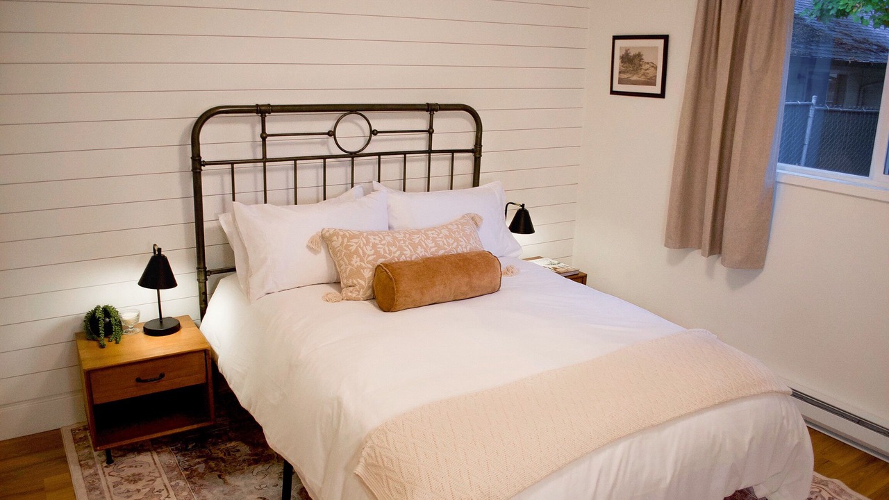 Photo of Bedroom in Milwaukie