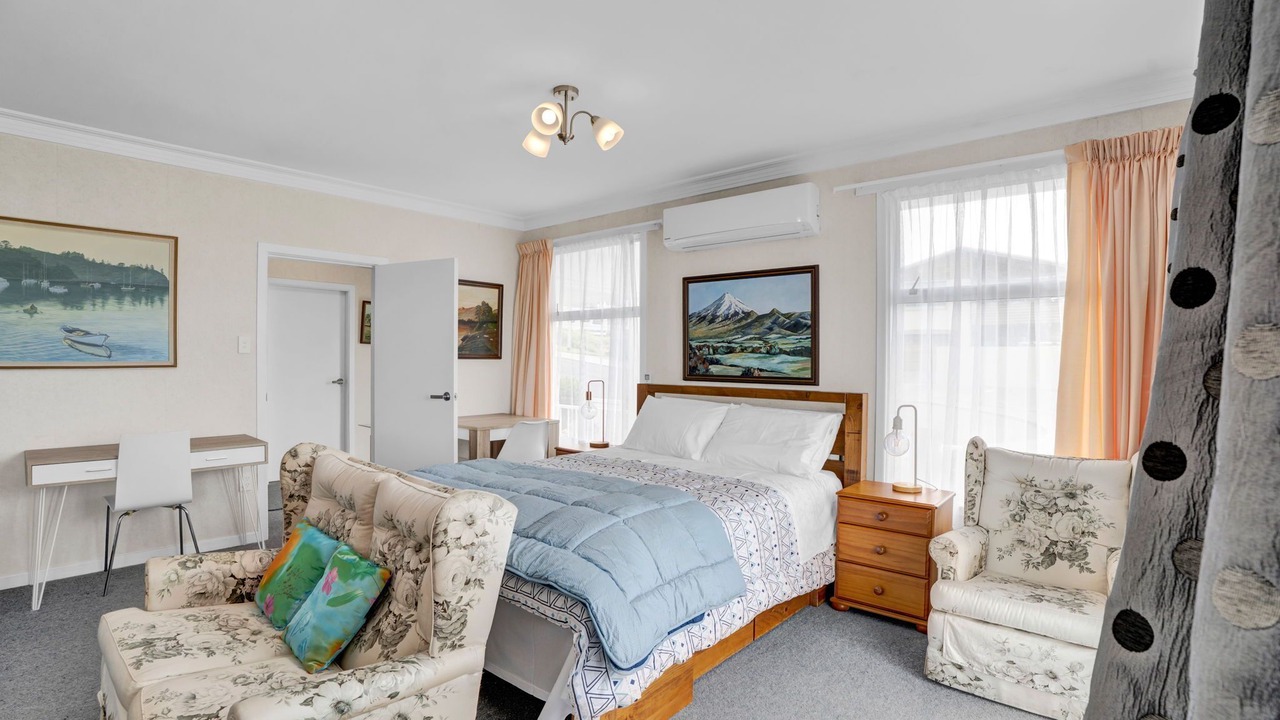 Photo of Bedroom in Rewa