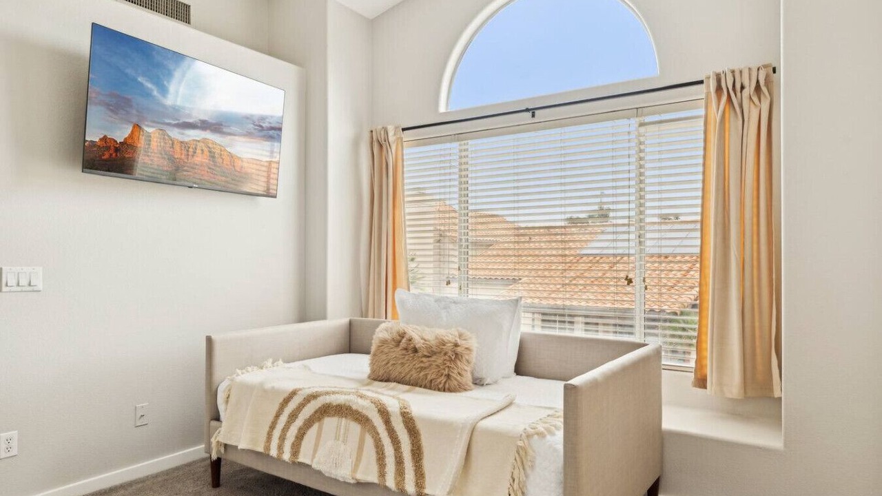 Photo of Bedroom in Madera Parc