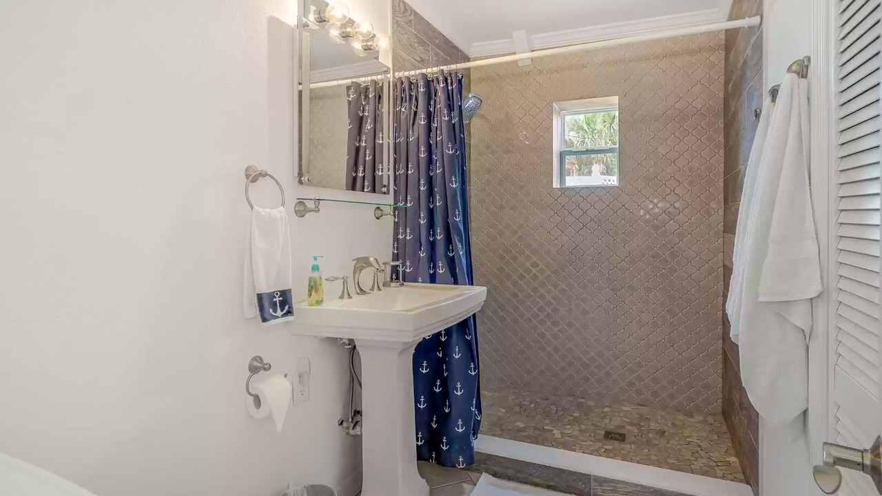 Photo of Bathroom in O'byrne