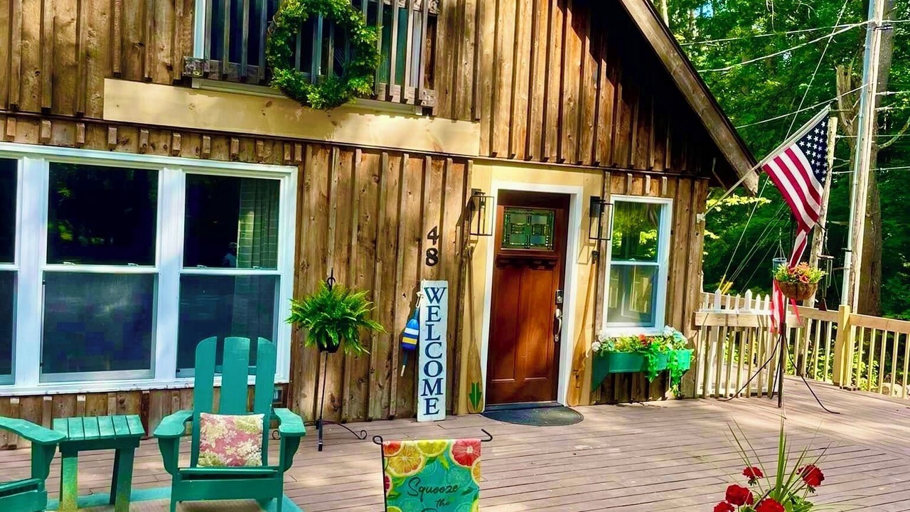 Photo of Patio Balcony in Schroon Lake