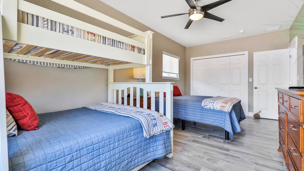 Photo of Others in Orlando Heights