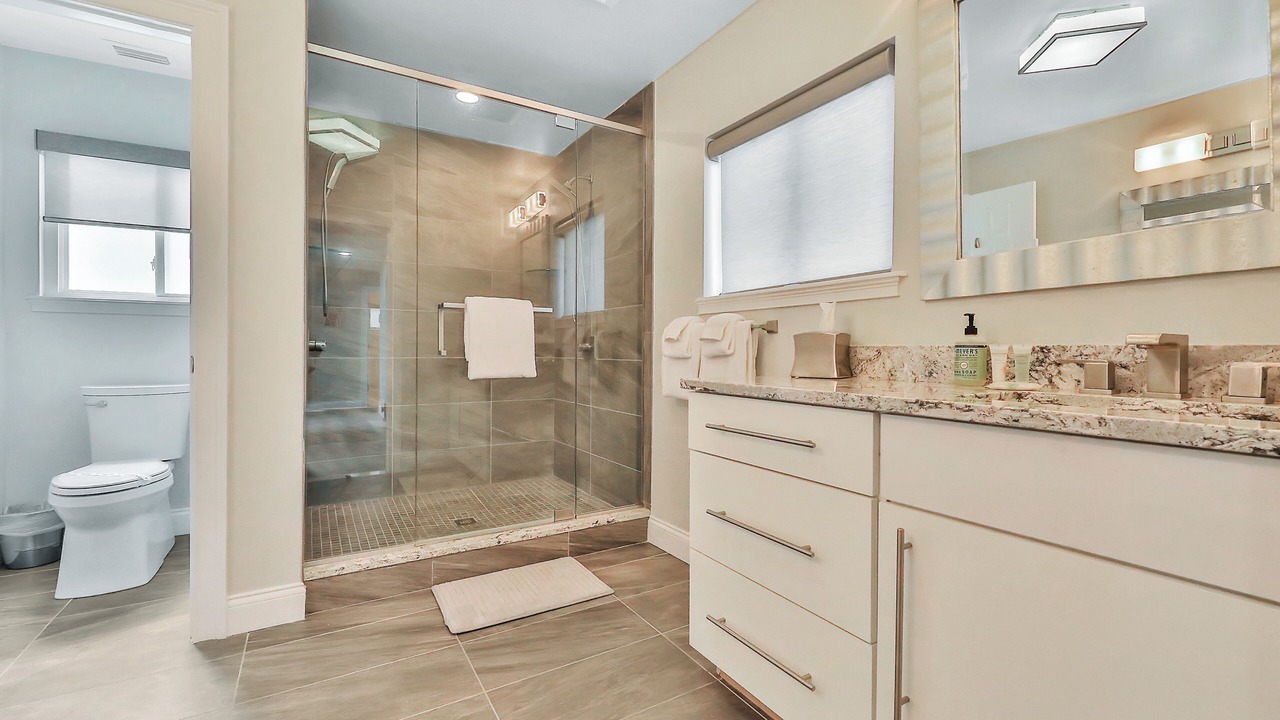 Photo of Bathroom in Orlando Heights