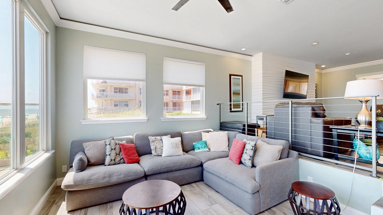 Photo of Livingroom in Orlando Heights