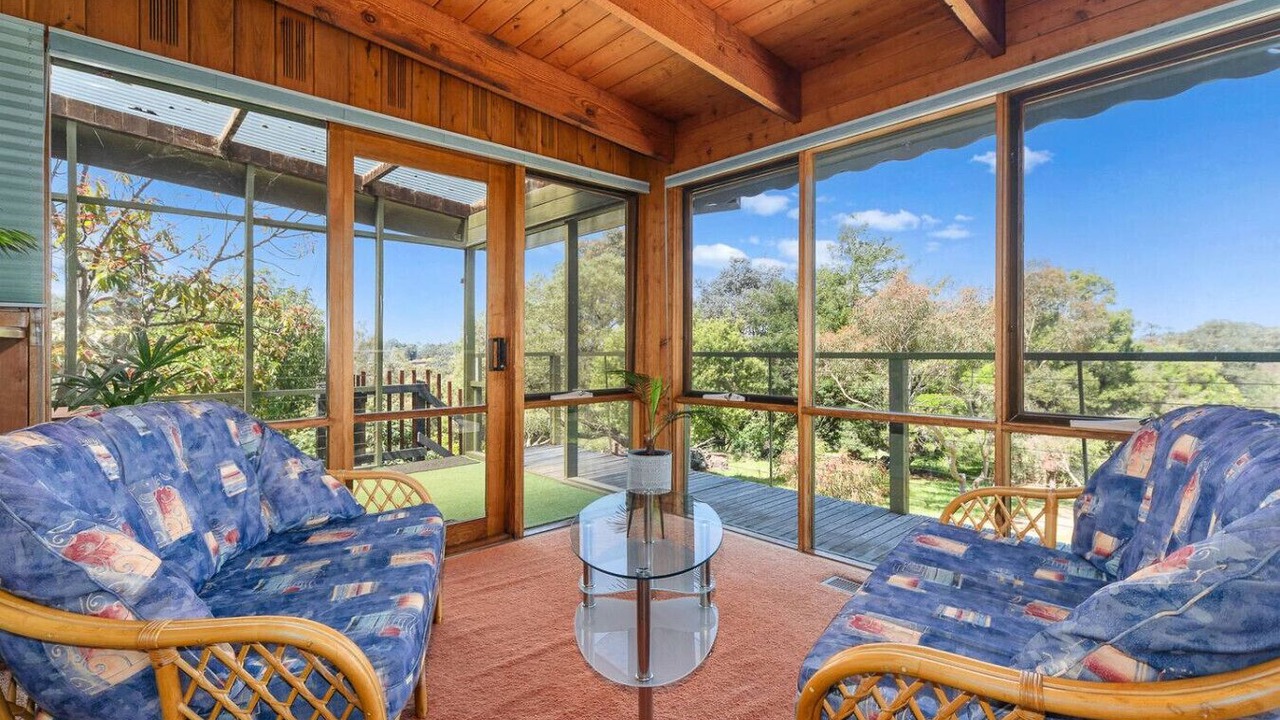 Photo of Livingroom in Red Hill South